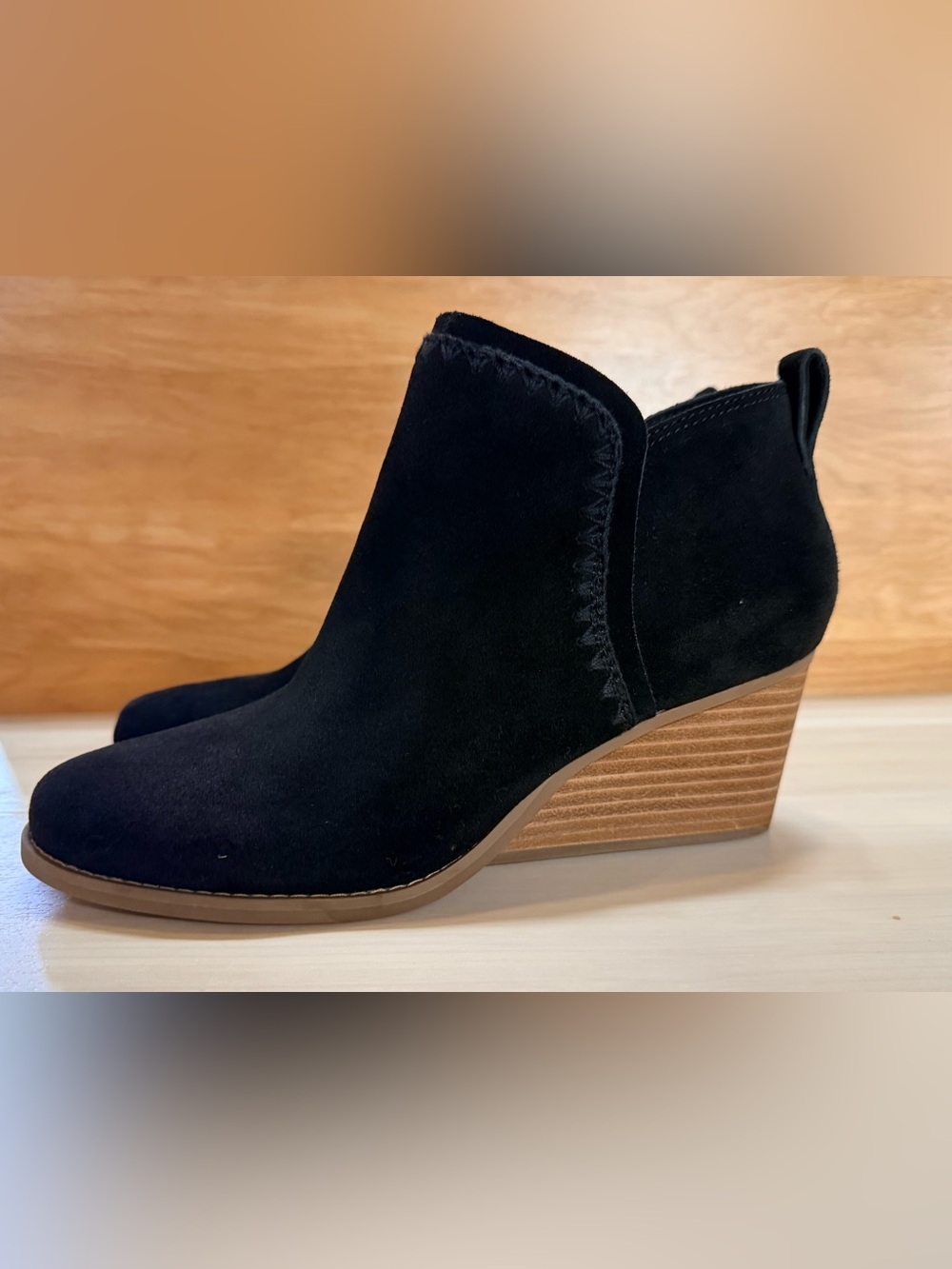 🔥 Tom’s Black Suede Wedge Ankle Booties - Womens 8.5